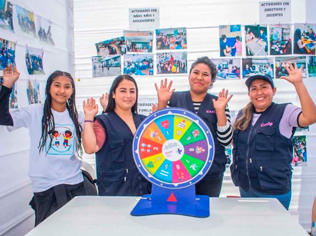 Instituciones de SJL realizan feria para promover derechos sin importar su nacionalidad