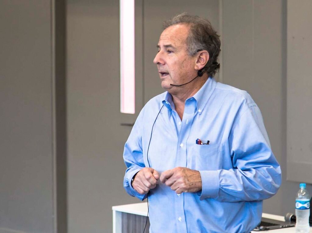 alfredo barnechea accion popular elecciones internas candidatura presidencial