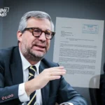 piero corvetto renuncia a la onpe