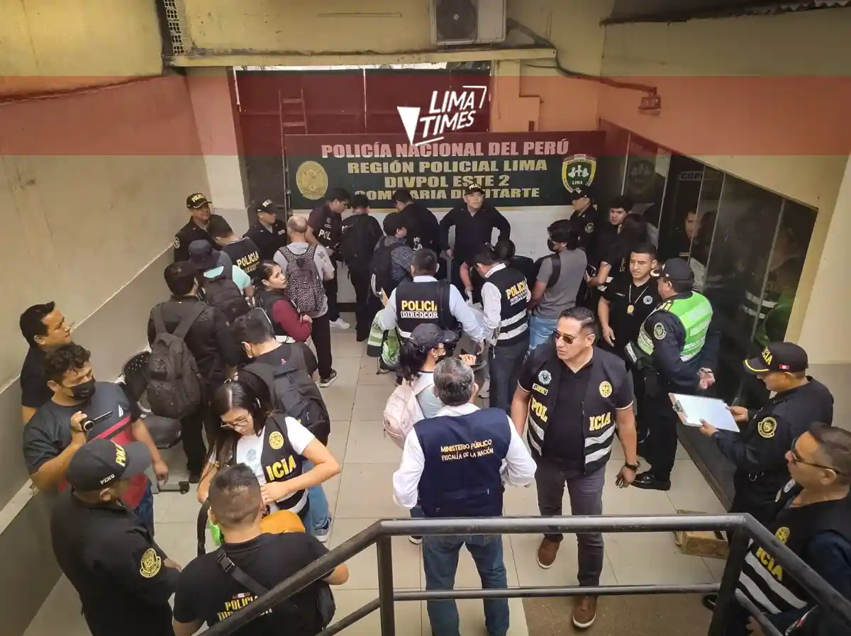 Fiscalía anticorrupción logra la detención preliminar de nueve policías por cobro de coimas a conductores en la carretera Central 2026