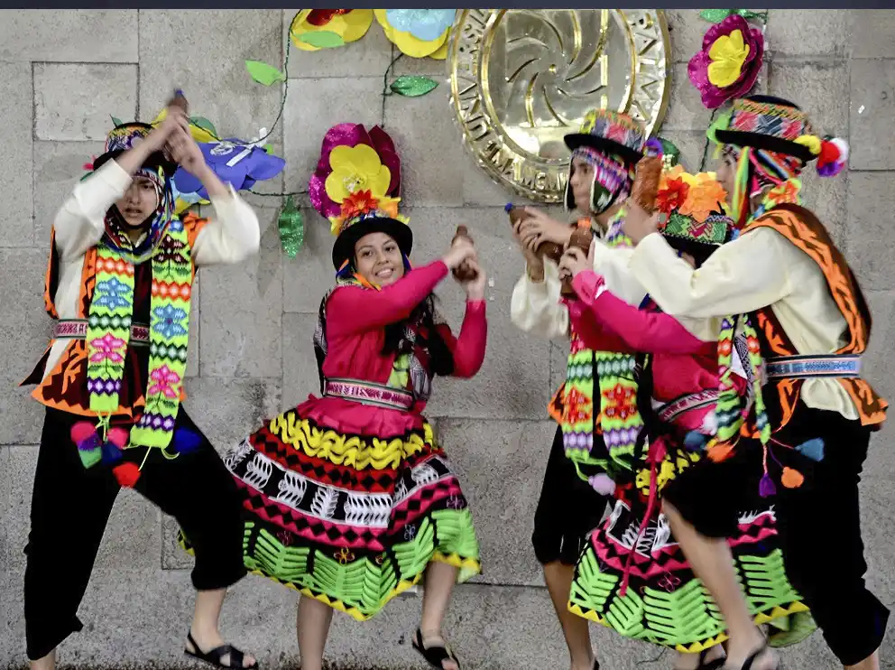 concurso escolar de danzas universidad ricardo palma